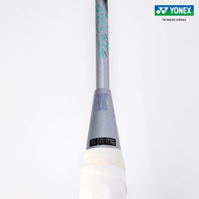 ไม้แบดมินตัน YONEX รุ่น Astrox - Yonex Racket Carbon บทวิจารณ์และราคา